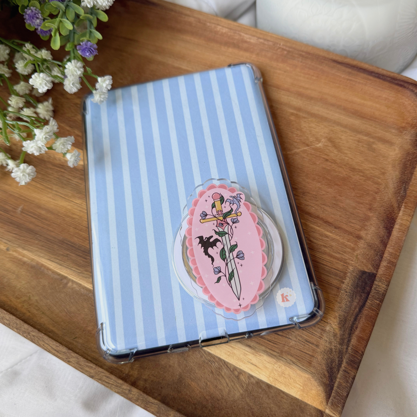 Fantasy Kindle accessories | book kindle grip