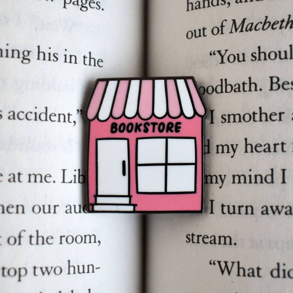 Bookstore Storefront Enamel Lapel Pin | 1-in
